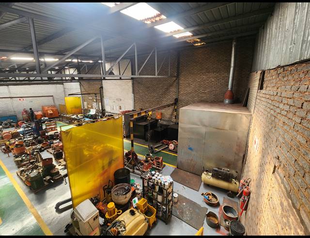 420M² WAREHOUSE FOR SALE IN WADEVILLE